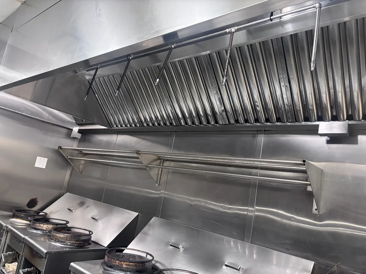 Commercial hood cleaning job in Vaughan, ON